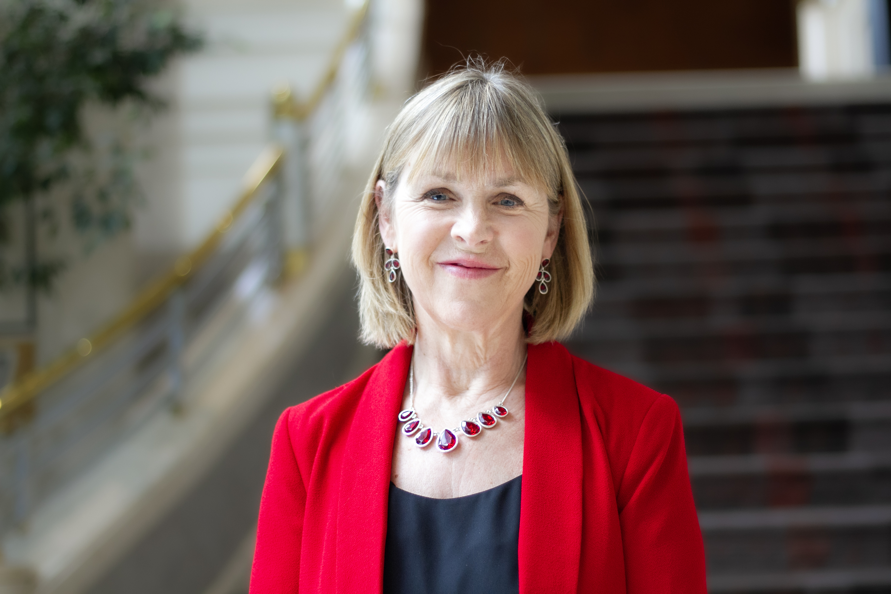 Astrid Mitchell, Currency News.jpg